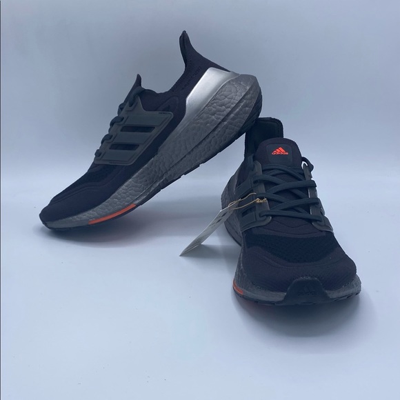 NEW!‎ adidas Ultraboost 21 Men's Shoes Size 8 - Picture 3 of 8